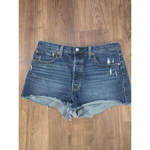 Levis 501 cutoff shorts
